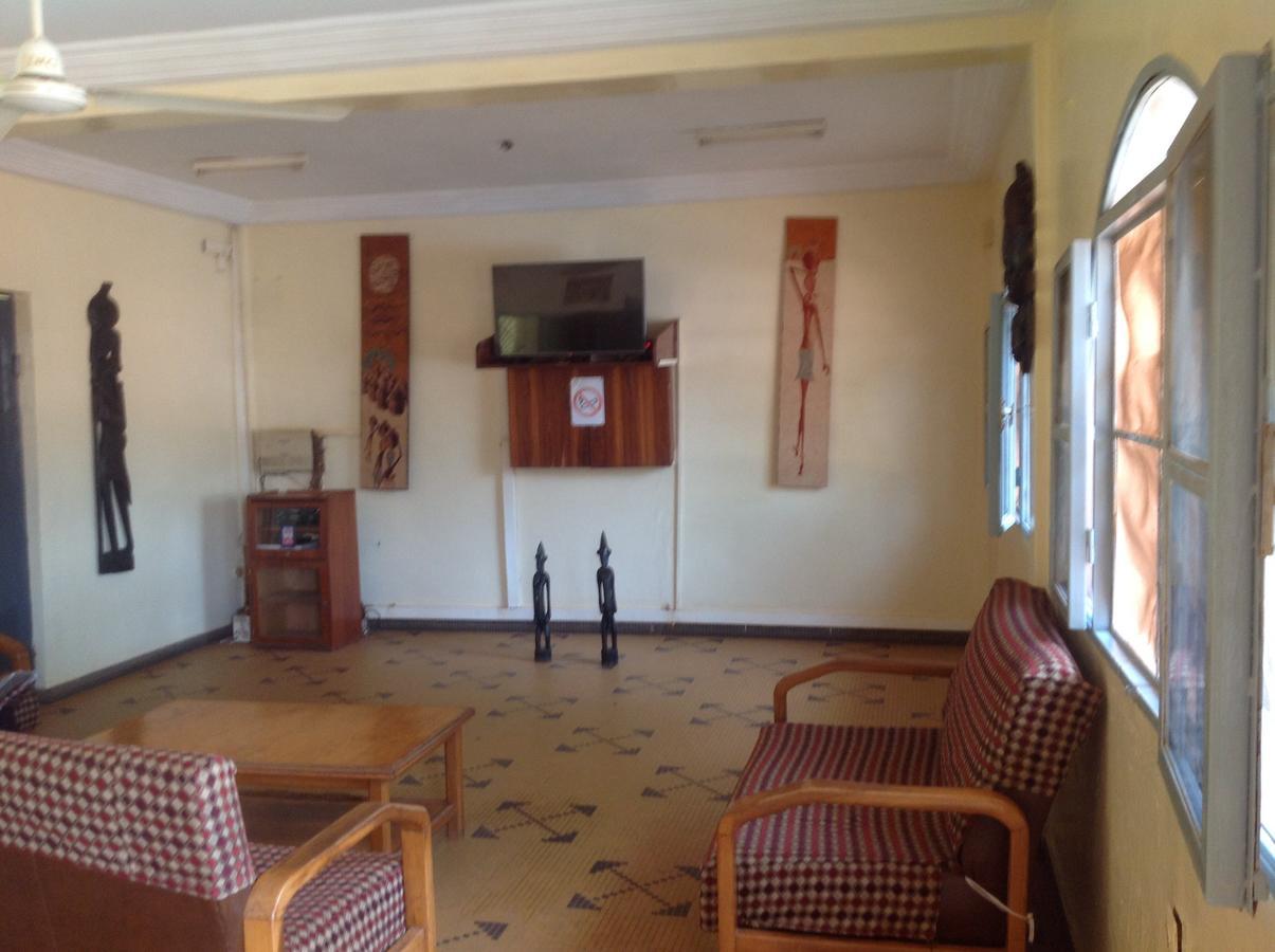 La Rose Des Sables Hotel Ouagadougou Exterior foto